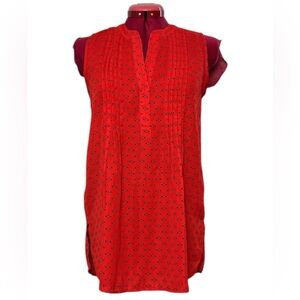 Alfred Sung sleevess pleated front back yoke and gathers black dot print